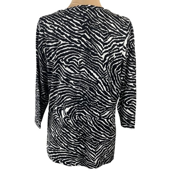 Jillian Jones Cardigan Sweater Size 1X Animal Print Black White - Picture 3 of 6
